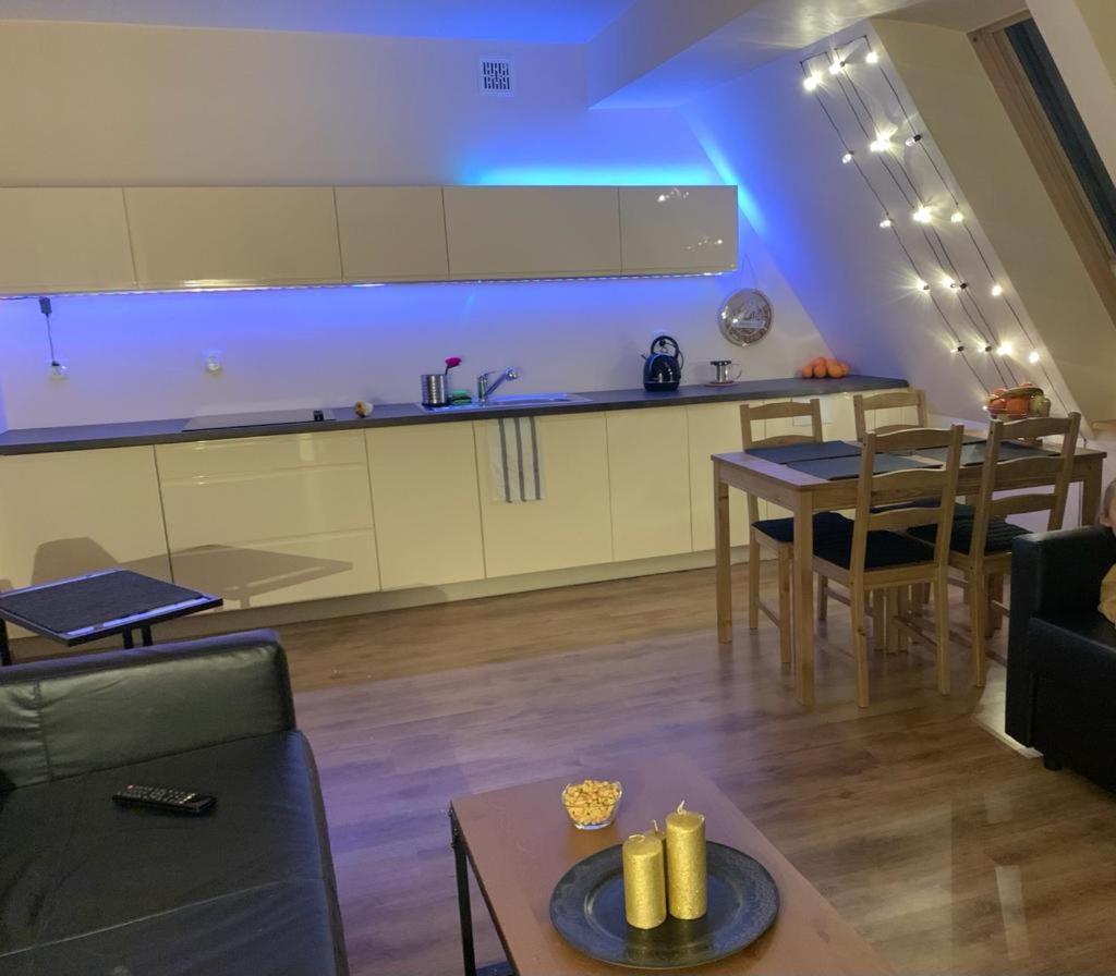 Apartament Zeglarski Vegoria Deluxe Z Widokiem Na Port Wegorzewo Exterior photo